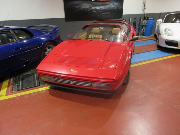 1#5366 Autovettura Ferrari 208 Gts turbo in vendita - foto 33