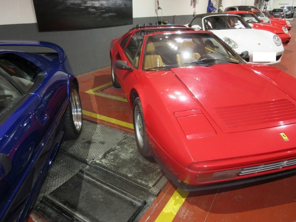 1#5366 Autovettura Ferrari 208 Gts turbo in vendita - foto 35