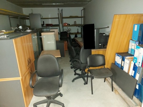 1#5367 Arredi ed attrezzature da ufficio in vendita - foto 2