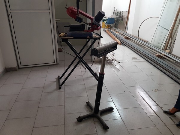 17#5372 Banchi da lavoro e trapano da banco in vendita - foto 2