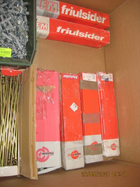2#5378 Bulloneria in vendita - foto 2