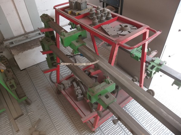 Attrezzatura meccanica in vendita