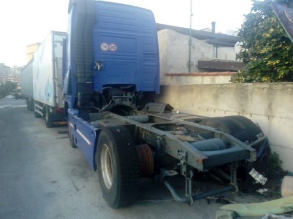 7#5380 Trattore stradale Volvo e semirimorchi Bartoletti in vendita - foto 12