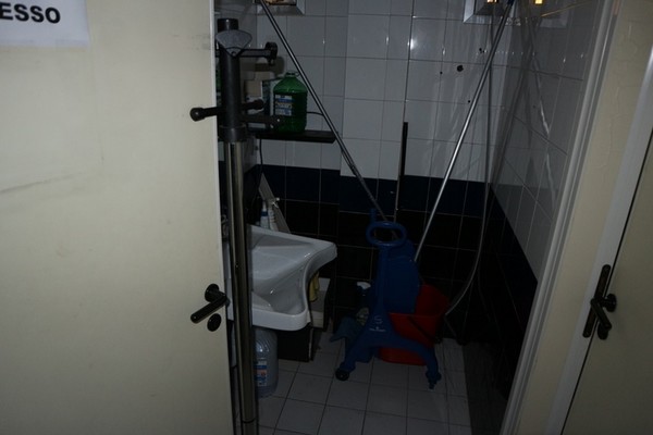 1#5385 Arredo e attrezzature per sala giochi in vendita - foto 13