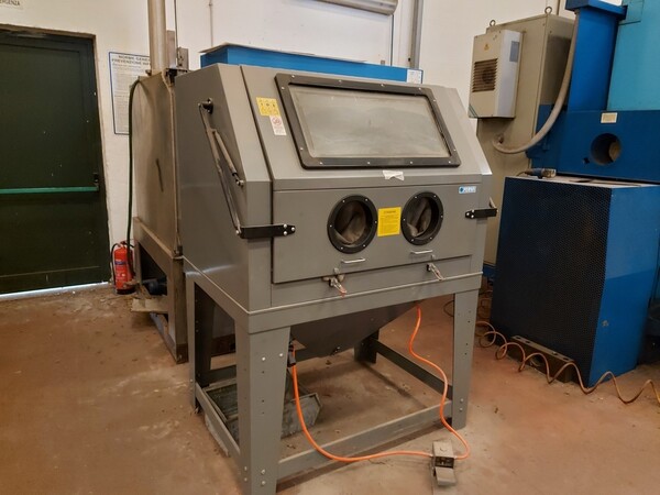 Attrezzatura meccanica in vendita