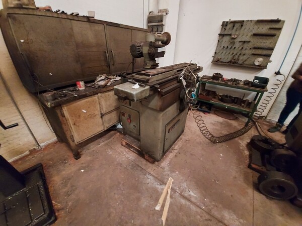 27#5389 Affilatrice universale La Prora in vendita - foto 2