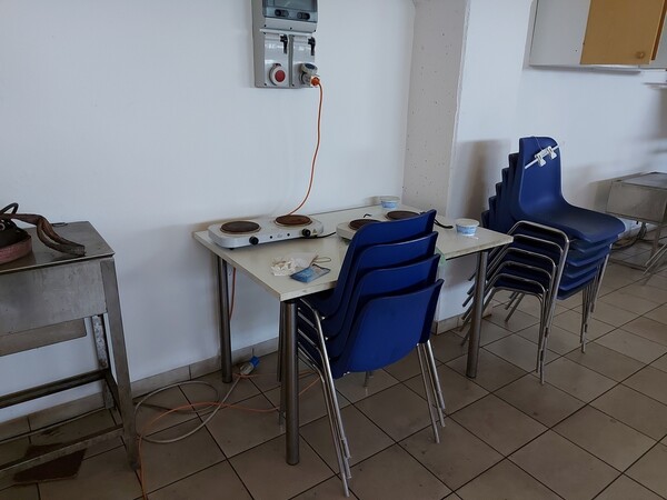 45#5389 Arredi mensa e spogliatoio in vendita - foto 3