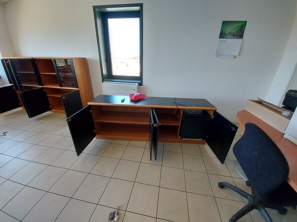 46#5389 Arredi ufficio in vendita - foto 4