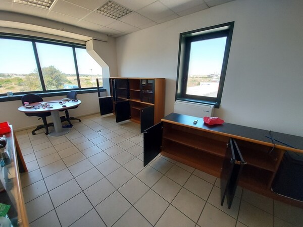 46#5389 Arredi ufficio in vendita - foto 5