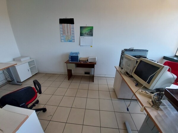 47#5389 Arredi ufficio in vendita - foto 7
