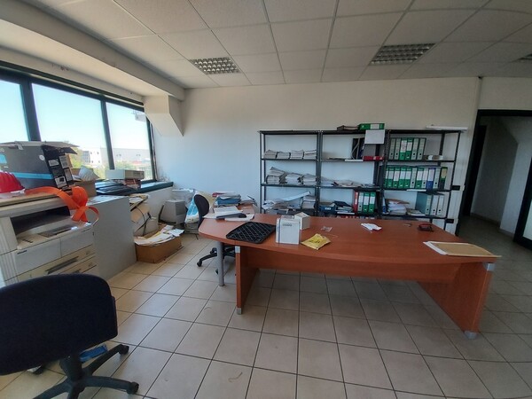 49#5389 Arredi ufficio in vendita - foto 7