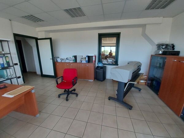 49#5389 Arredi ufficio in vendita - foto 8