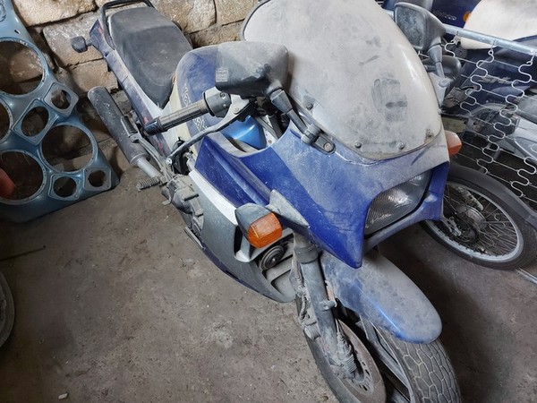 11#5392 Motociclo Kawasaki ZX 900 in vendita - foto 7