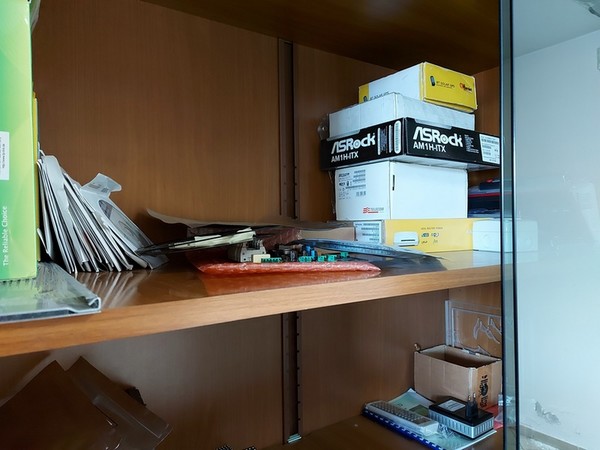 1#5393 Arredi e macchine elettroniche da ufficio in vendita - foto 28