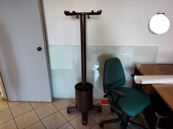 1#5393 Arredi e macchine elettroniche da ufficio in vendita - foto 44