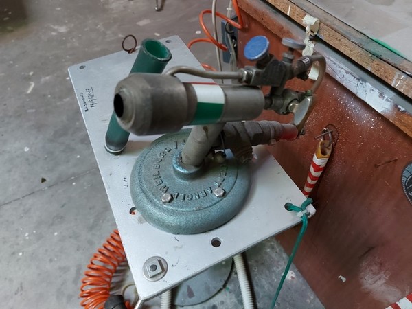 2#5393 Impianto di lavorazione neon e vetro in vendita - foto 30