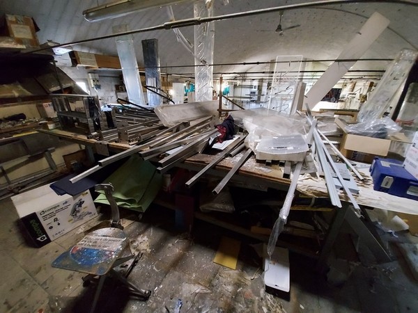 2#5393 Impianto di lavorazione neon e vetro in vendita - foto 57