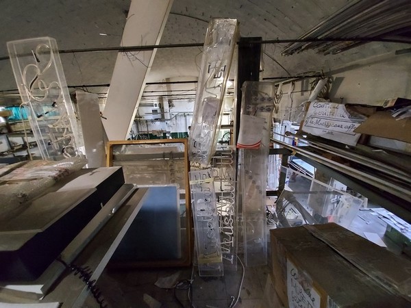 2#5393 Impianto di lavorazione neon e vetro in vendita - foto 62