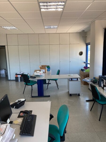2#5401 Arredi per ufficio in vendita - foto 3