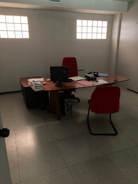 2#5401 Arredi per ufficio in vendita - foto 13