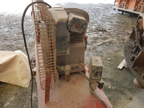 25#5406 Carroponte Pedrielli e spazzatrice Eco in vendita - foto 29