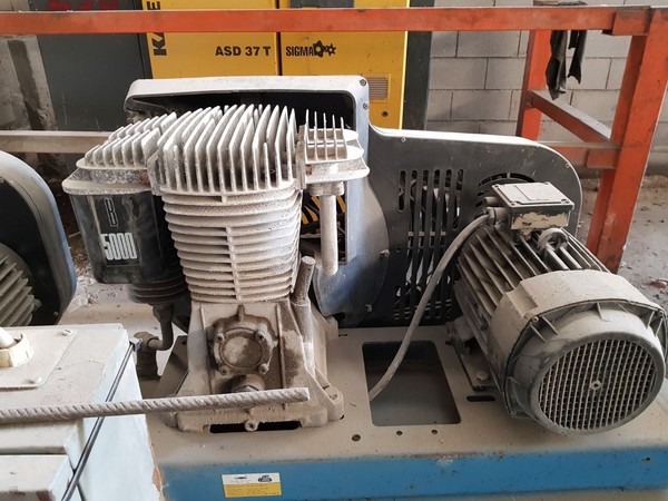 25#5406 Carroponte Pedrielli e spazzatrice Eco in vendita - foto 38