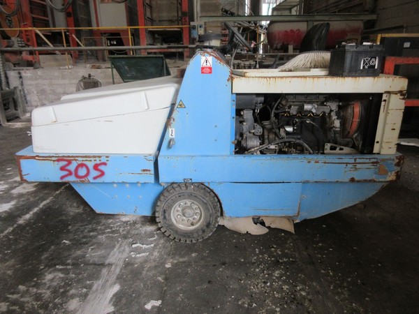 25#5406 Carroponte Pedrielli e spazzatrice Eco in vendita - foto 72