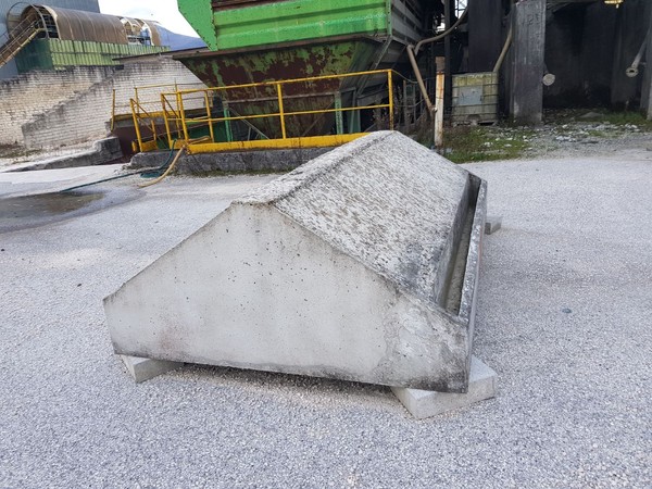 39#5407 Elementi di base menhir in vendita - foto 2