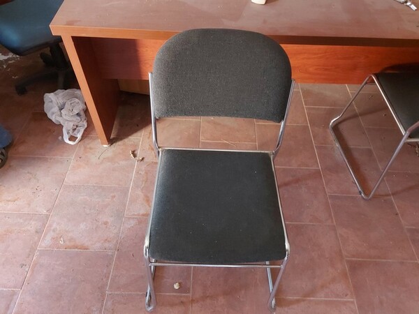 1#5414 Arredi ed attrezzature da ufficio e rimanenze di magazzino in vendita - foto 14