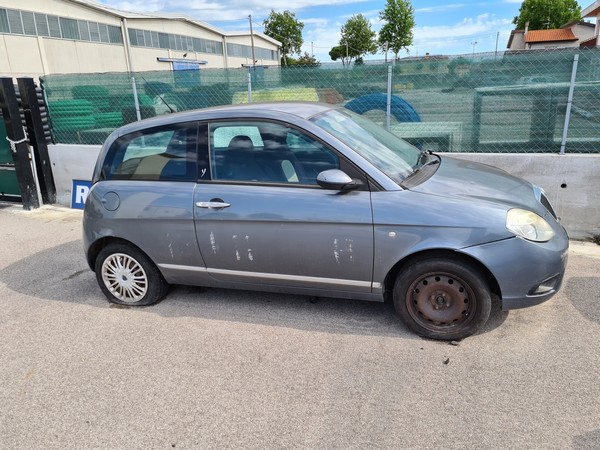 1#5415 Autovettura Lancia Ypsilon in vendita - foto 1