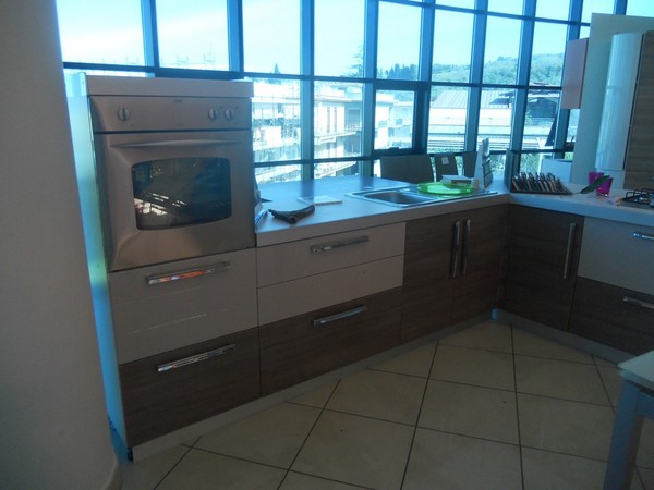 10#5419 Cucina angolare bianco rovere in vendita - foto 13