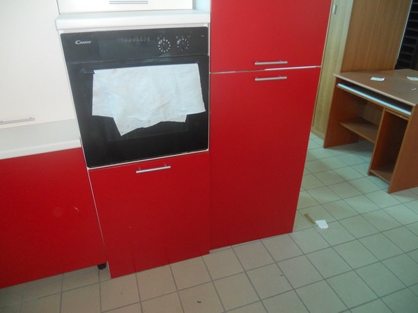 12#5419 Cucina bianca e rossa in vendita - foto 12