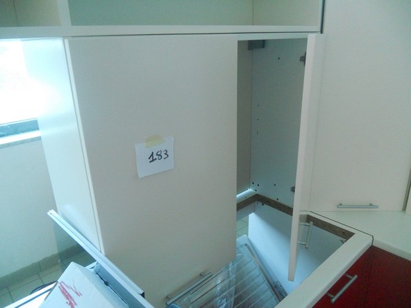 12#5419 Cucina bianca e rossa in vendita - foto 16