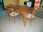 Image 4 - Extendable cherry table with chairs - Lot 13 (Auction 5419)