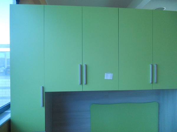 19#5419 Armadio a ponte di colore noce e verde in vendita - foto 10