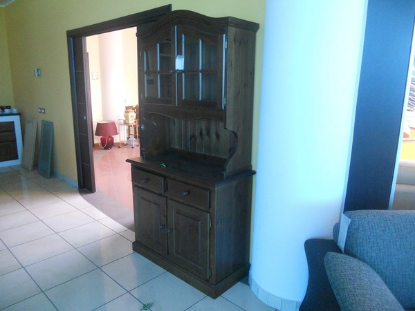 50#5419 Credenza e panca angolare in noce in vendita - foto 7