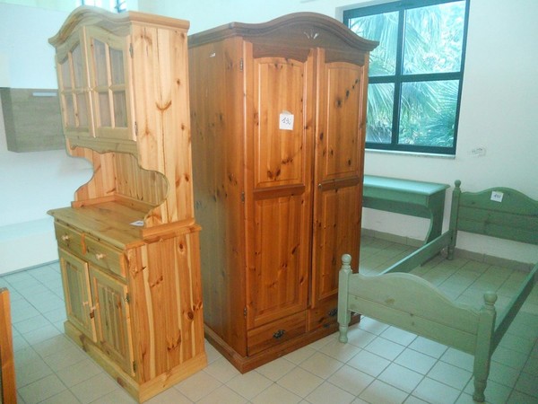 52#5419 Tavoli e sedie in vendita - foto 4
