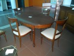 Image 4 - Table and chairs - Lot 57 (Auction 5419)