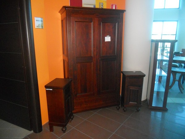 60#5419 Armadi e cassapanca in noce in vendita - foto 3