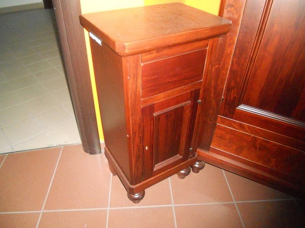 60#5419 Armadi e cassapanca in noce in vendita - foto 7