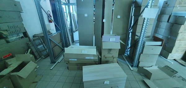 65#5419 Comodini e ante per armadi in vendita - foto 32