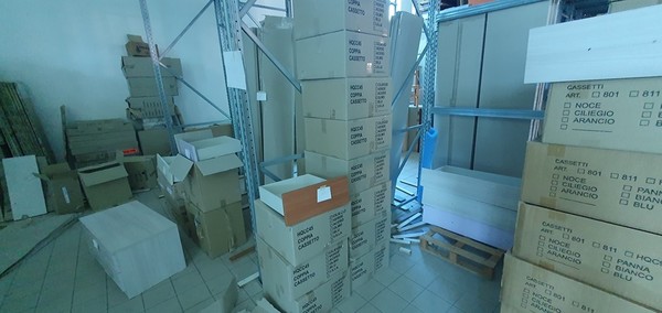 65#5419 Comodini e ante per armadi in vendita - foto 41