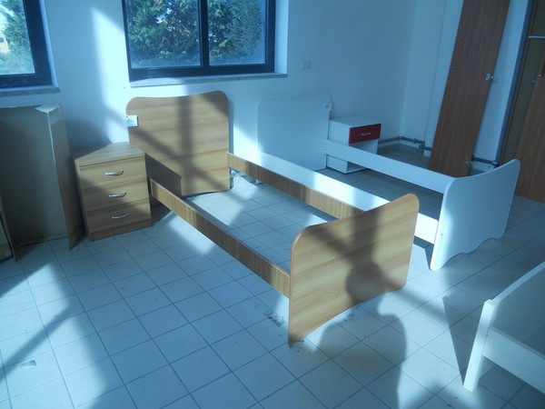 70#5419 Letti e armadi in vendita - foto 10