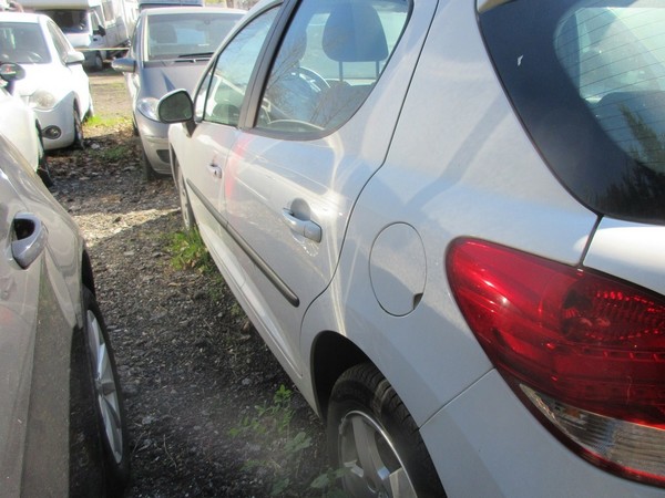 8#5420 Autovettura Peugeot 207 in vendita - foto 5