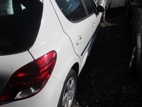 8#5420 Autovettura Peugeot 207 in vendita - foto 6