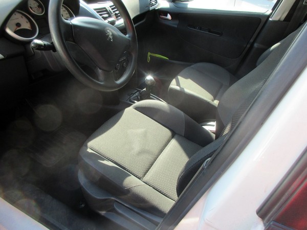 8#5420 Autovettura Peugeot 207 in vendita - foto 13