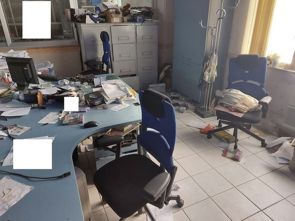 1#5421 Arredi ed attrezzature da ufficio in vendita - foto 9