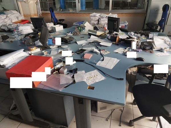 1#5421 Arredi ed attrezzature da ufficio in vendita - foto 10