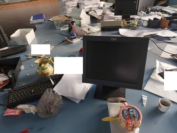 1#5421 Arredi ed attrezzature da ufficio in vendita - foto 14