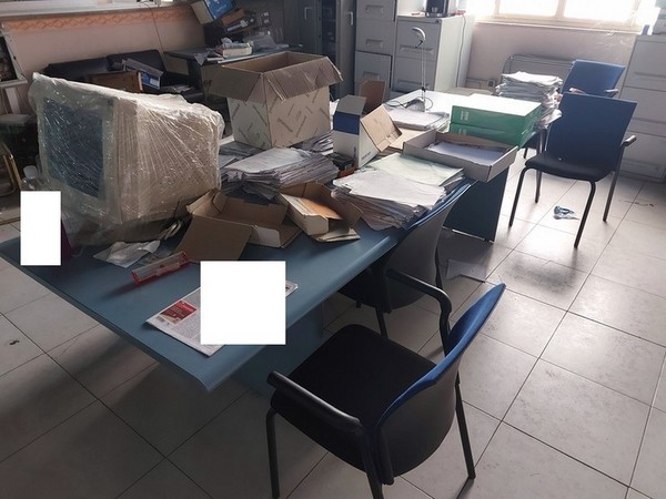1#5421 Arredi ed attrezzature da ufficio in vendita - foto 37